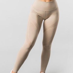 Alphalete Aero Leggings